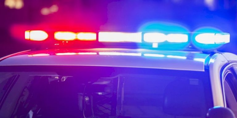 Bătrână de 74 de ani, lovită mortal de o mașină în timpul nopții