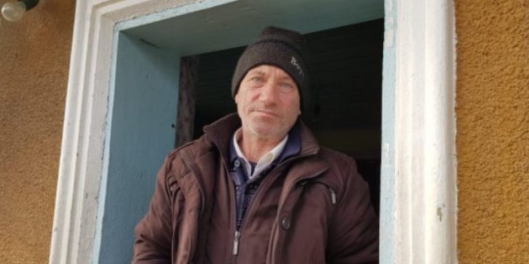 Mortul din Iași care a venit acasă la 8 zile de la înmormântare, declarat viu de judecători Mortul din Iași care a venit acasă la 8 zile de la înmormântare, declarat viu de judecători